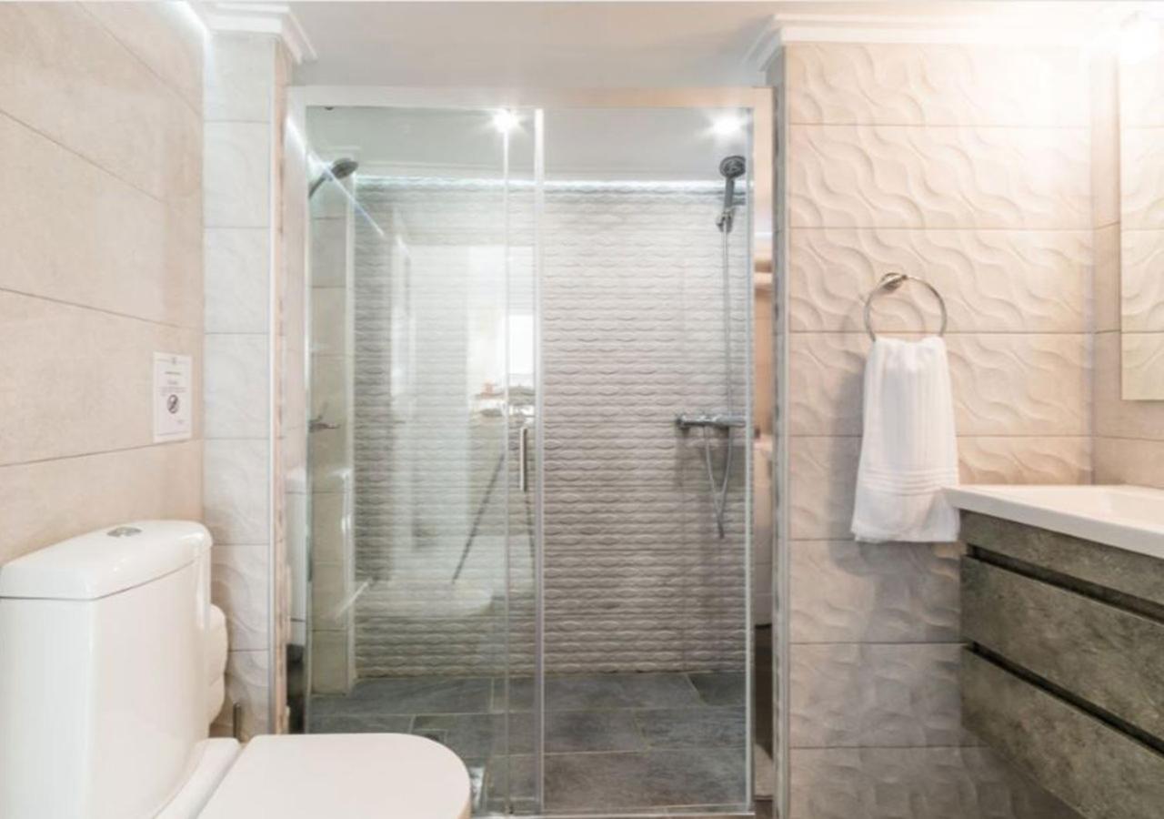 Socrates By Heloni Apartments Athens Ngoại thất bức ảnh